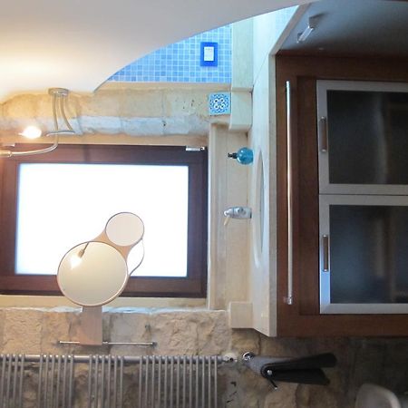 Casa Torre Di Mactheus Petraro Apartment Giovinazzo Exterior photo